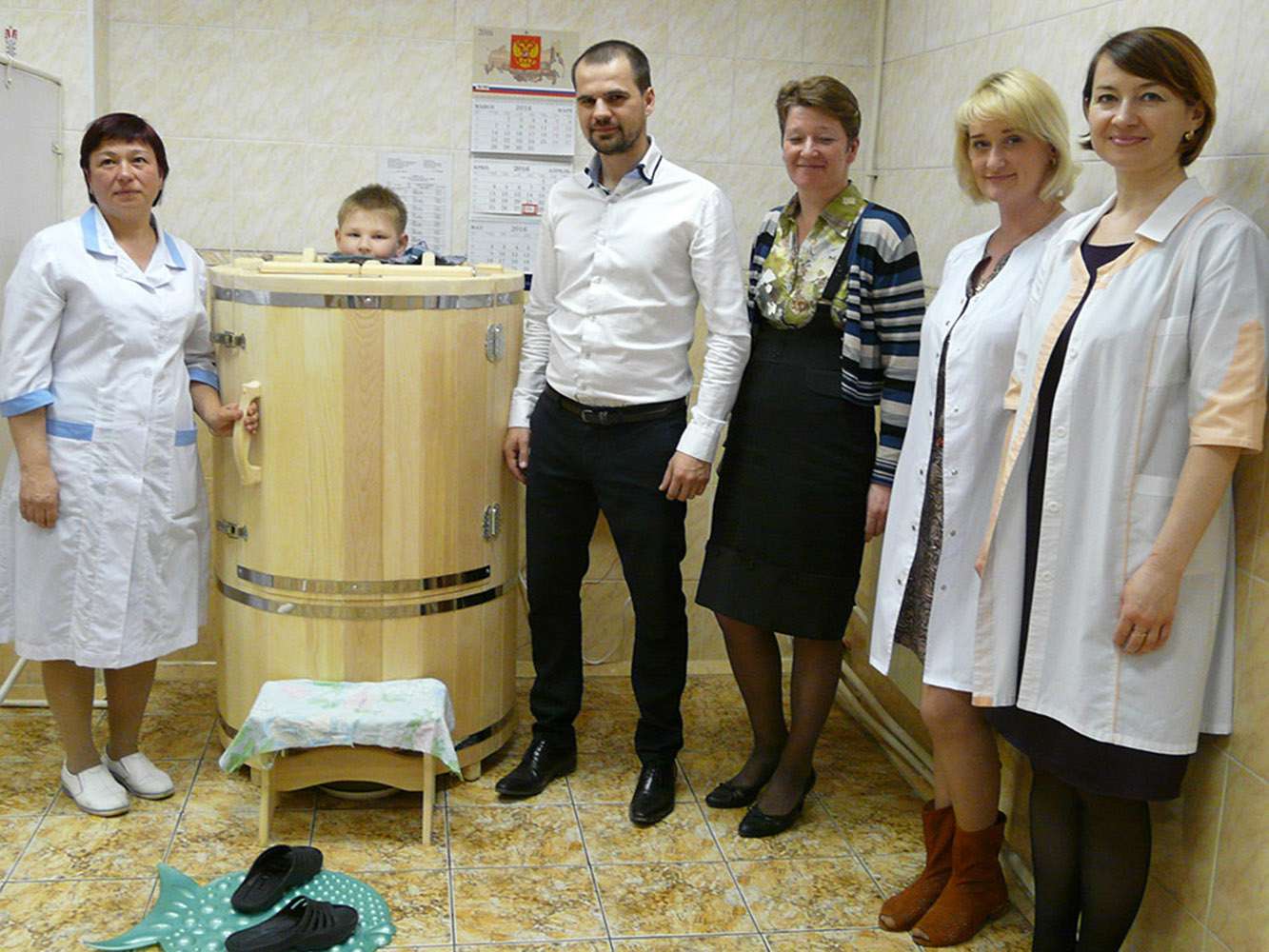 Кедровая фитобочка для центра социальной помощи «Заря» Кедровая фитобочка для центра социальной помощи «Заря»